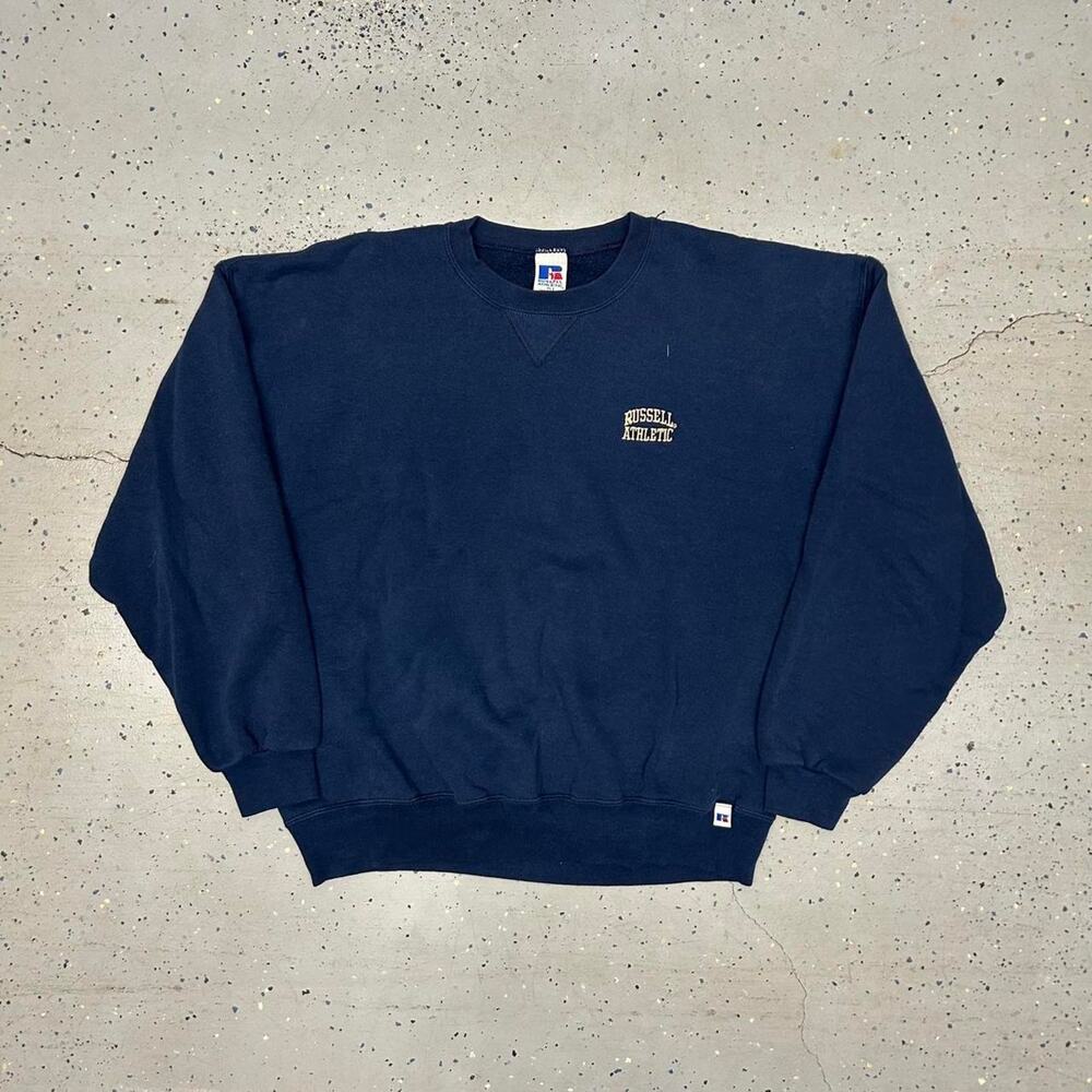 VTG 90s Navy Russell Athletic crewneck sweatshirt